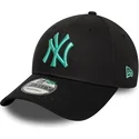 new-era-curved-brim-blue-logo-9forty-league-essential-new-york-yankees-mlb-black-adjustable-cap