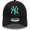 new-era-curved-brim-blue-logo-9forty-league-essential-new-york-yankees-mlb-black-adjustable-cap