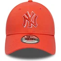 kapa-zaobljena-narancasta-podesiv-9forty-team-outline-new-york-yankees-mlb-new-era