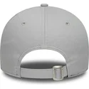 kapa-zaobljena-siva-podesiv-9forty-team-outline-new-york-yankees-mlb-new-era