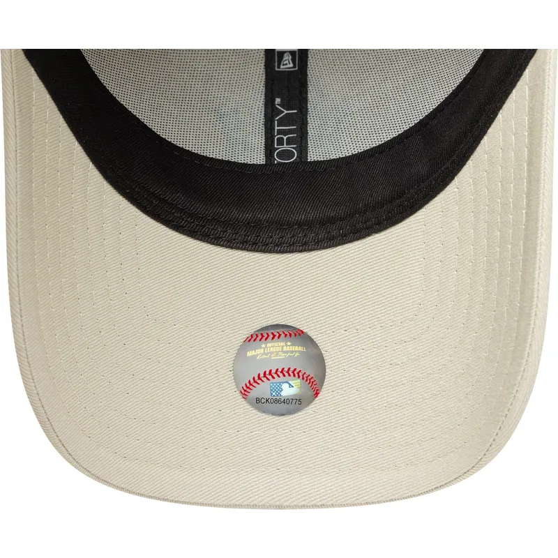 kape-zaobljena-bez-podesiva-traka-9forty-seasonal-infill-new-york-yankees-mlb-new-era kape-zaobljena-bez-podesiva-traka-9forty-seasonal-infill-new-york-yankees-mlb-new-era