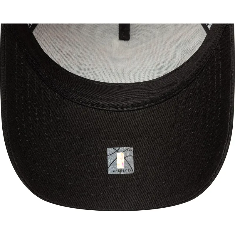 kapa-zaobljena-crna-snapback-e-frame-script-chicago-bulls-nba-new-era