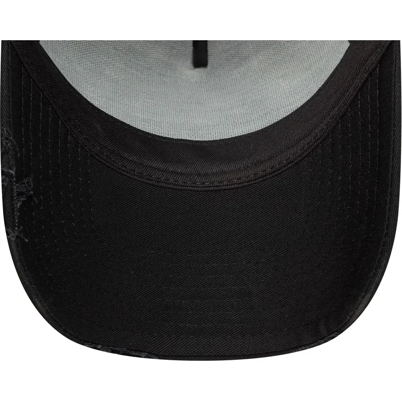 kapa-zaobljena-crna-snapback-a-frame-oval-distress-patch-new-era