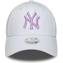 kapa-zaobljena-bijela-podesiv-9forty-league-essential-new-york-yankees-mlb-new-era