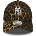 kapa-zaobljena-leopard-podesiv-9twenty-outline-new-york-yankees-mlb-new-era