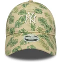kapa-zaobljena-bez-podesiv-9twenty-all-over-print-tropical-new-york-yankees-mlb-new-era