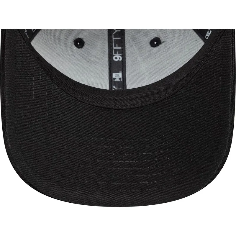 kapa-zaobljena-crna-snapback-9fifty-cord-precurved-mclaren-racing-formula-1-new-era kapa-zaobljena-crna-snapback-9fifty-cord-precurved-mclaren-racing-formula-1-new-era