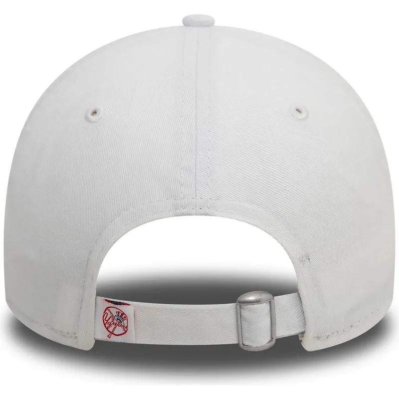 cap-zaobljena-white-adjustable-strap-9twenty-core-classic-new-york-yankees-mlb-new-era cap-zaobljena-white-adjustable-strap-9twenty-core-classic-new-york-yankees-mlb-new-era