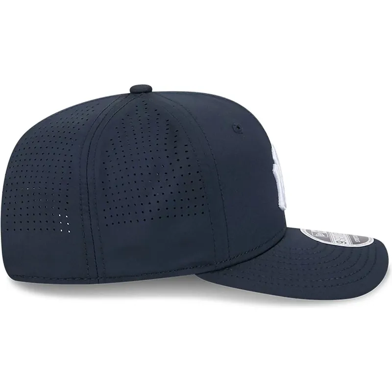 kapa-zaobljena-mornarsko-plava-snapback-9seventy-stretch-snap-perf-new-york-yankees-mlb-new-era kapa-zaobljena-mornarsko-plava-snapback-9seventy-stretch-snap-perf-new-york-yankees-mlb-new-era
