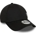 kapa-zaobljena-crna-snapback-9forty-flawless-mesh-new-york-yankees-mlb-new-era