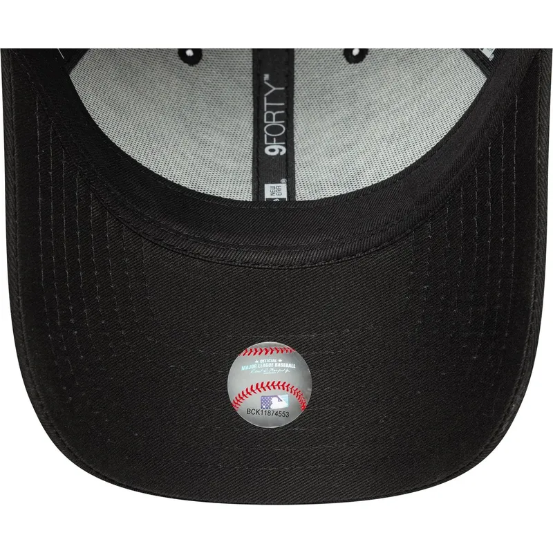 kapa-zaobljena-crna-podesiv-9forty-icon-new-york-yankees-mlb-new-era