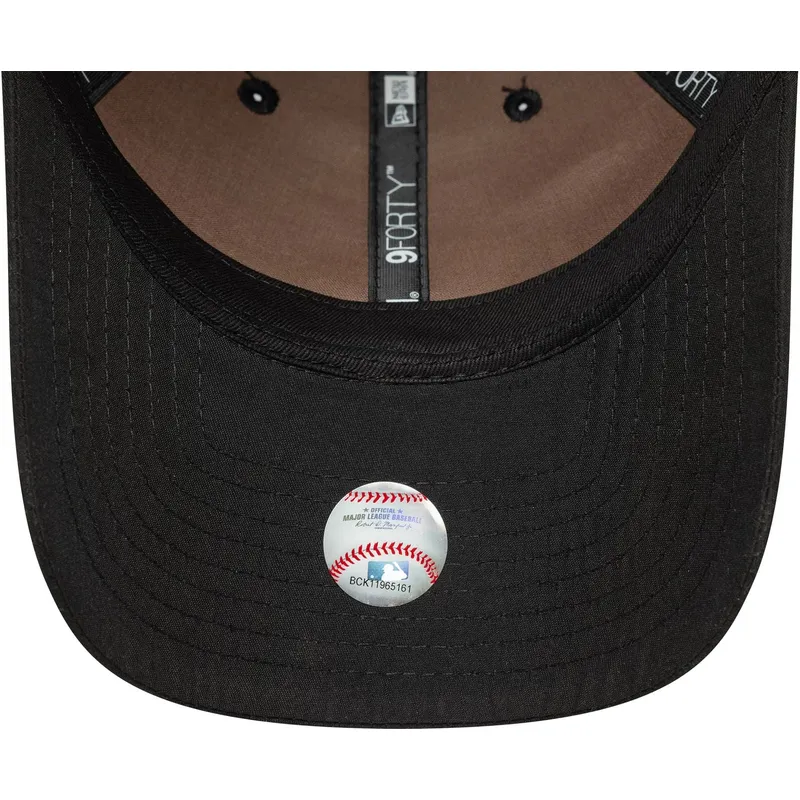 kapa-zaobljena-crna-podesiv-9forty-tonal-flawless-new-york-yankees-mlb-new-era