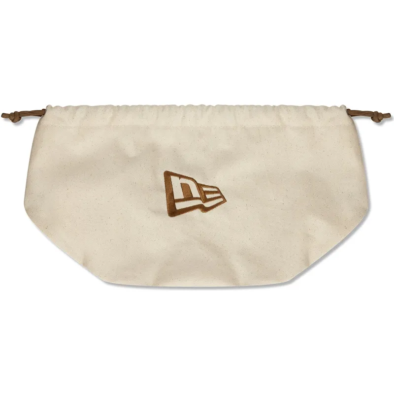 cap-zaobljena-beige-adjustable-strap-marron-9twenty-leather-new-york-yankees-mlb-new-era