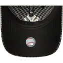 kapa-zaobljena-crna-podesiv-9twenty-houndstooth-new-york-yankees-mlb-new-era