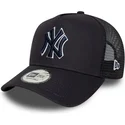 kapa-zaobljena-mornarsko-plava-snapback-a-frame-outline-new-york-yankees-mlb-new-era