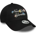 kapa-zaobljena-crna-podesiv-9forty-floral-script-new-york-yankees-mlb-new-era