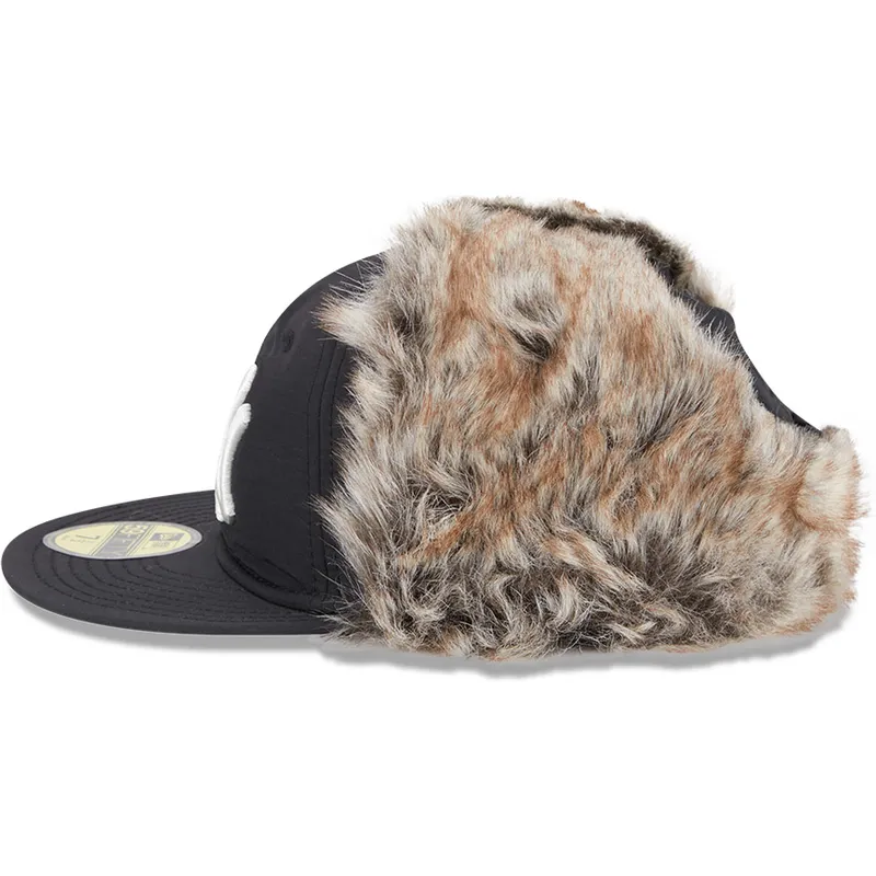 kapa-ravna-crna-prilagodena-59fifty-winter-dog-ear-new-york-yankees-mlb-new-era kapa-ravna-crna-prilagodena-59fifty-winter-dog-ear-new-york-yankees-mlb-new-era