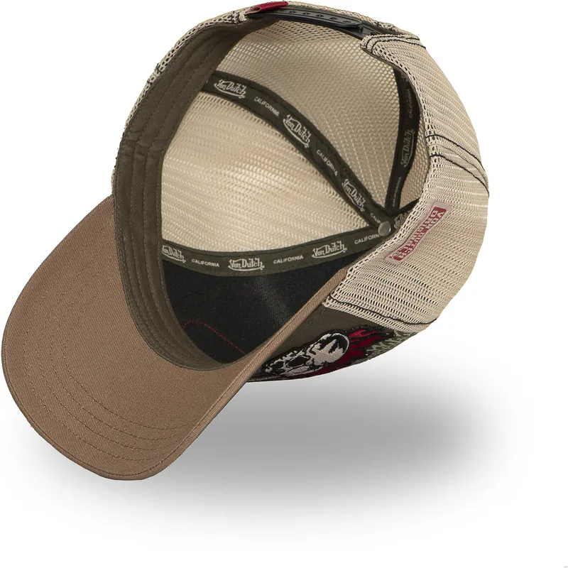 kapa-zaobljena-smeda-snapback-patches12-von-dutch kapa-zaobljena-smeda-snapback-patches12-von-dutch