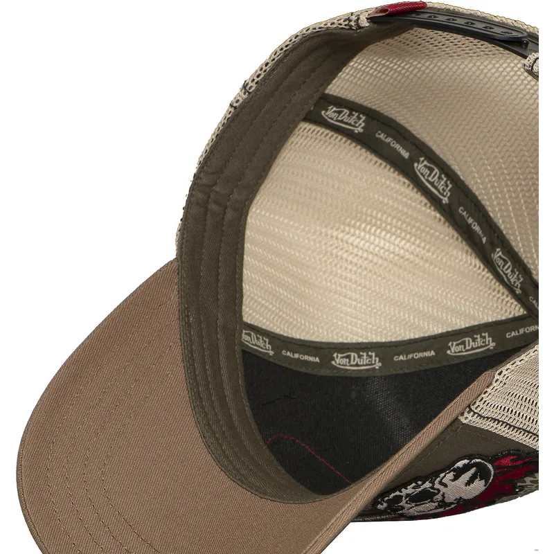 kapa-zaobljena-smeda-snapback-patches12-von-dutch kapa-zaobljena-smeda-snapback-patches12-von-dutch