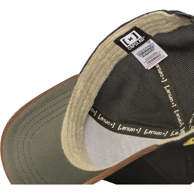 kapa-zaobljena-crna-snapback-loo12-wi2-kojot-looney-tunes-capslab