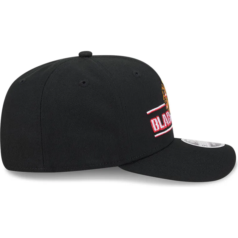 kapa-zaobljena-crna-snapback-9seventy-stretch-snap-stated-chicago-blackhawks-nhl-new-era