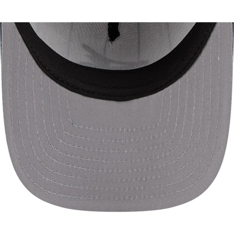 kapa-zaobljena-bijela-snapback-9fifty-a-frame-satin-pinstripe-chicago-white-sox-mlb-new-era kapa-zaobljena-bijela-snapback-9fifty-a-frame-satin-pinstripe-chicago-white-sox-mlb-new-era