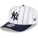 kapa-zaobljena-bijela-snapback-9fifty-a-frame-satin-pinstripe-new-york-yankees-mlb-new-era