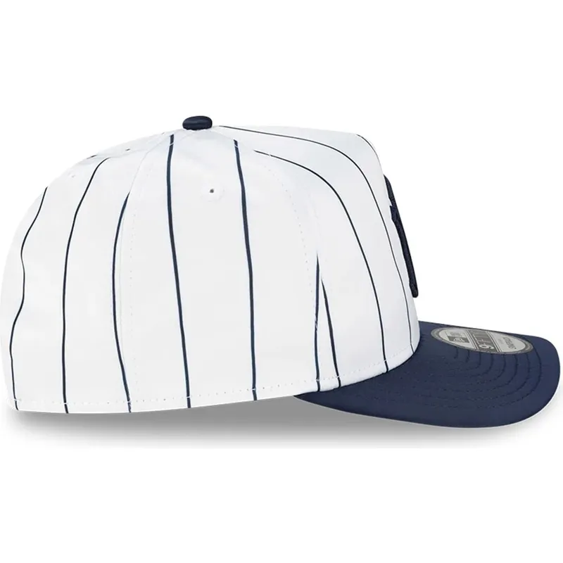 kapa-zaobljena-bijela-snapback-9fifty-a-frame-satin-pinstripe-new-york-yankees-mlb-new-era kapa-zaobljena-bijela-snapback-9fifty-a-frame-satin-pinstripe-new-york-yankees-mlb-new-era