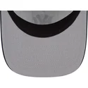 kapa-zaobljena-bijela-snapback-9fifty-a-frame-satin-pinstripe-new-york-yankees-mlb-new-era