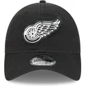 kapa-zaobljena-crna-podesiv-9twenty-stamp-detroit-red-wings-nhl-new-era