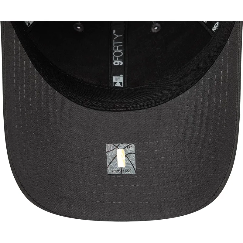 cap-zaobljena-gray-adjustable-strap-9forty-pin-los-angeles-lakers-nba-new-era