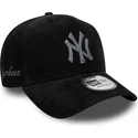 new-era-curved-brim-9forty-e-frame-cord-new-york-yankees-mlb-black-adjustable-cap