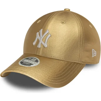 New Era Curved Brim Women 9FORTY Metallic New York Yankees MLB Golden Adjustable Cap