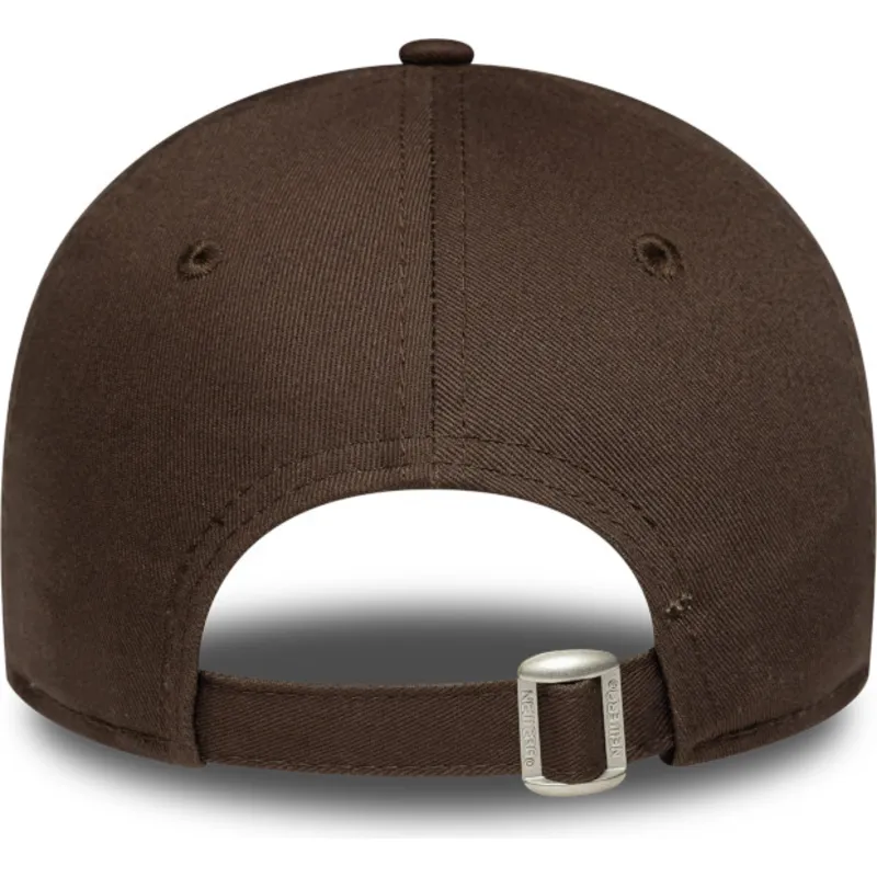 cap-zaobljena-brown-adjustable-strap-9forty-league-essential-new-york-yankees-mlb-new-era
