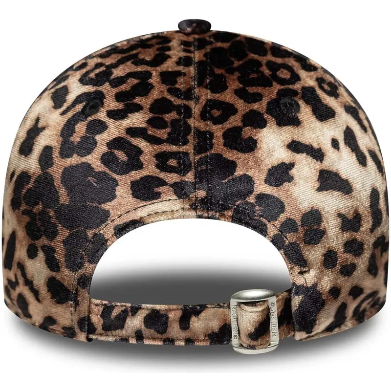 kapa-zaobljena-leopard-podesiv-9forty-leo-velour-new-york-yankees-mlb-new-era