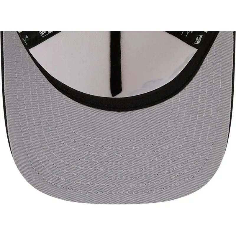 kapa-zaobljena-crna-snapback-9fifty-a-frame-precurved-hardwood-classics-los-angeles-lakers-nba-new-era kapa-zaobljena-crna-snapback-9fifty-a-frame-precurved-hardwood-classics-los-angeles-lakers-nba-new-era