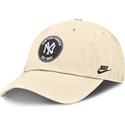 cap-zaobljena-beige-adjustable-strap-club-unstructured-organic-cotton-new-york-yankees-mlb-nike