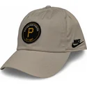 cap-zaobljena-beige-adjustable-strap-club-unstructured-organic-cotton-pittsburgh-pirates-mlb-nike