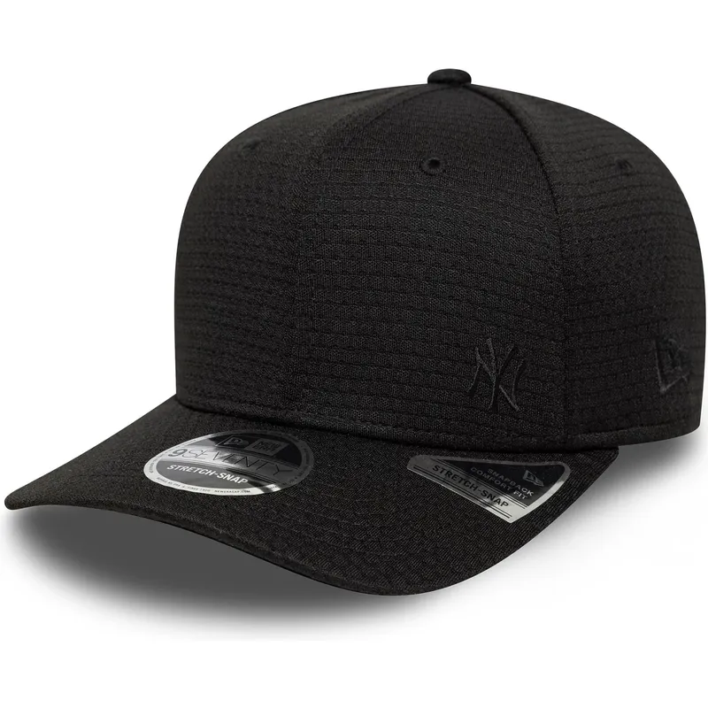 cap-zaobljena-black-snapback-9seventy-stretch-snap-mesh-flawless-new-york-yankees-mlb-new-era