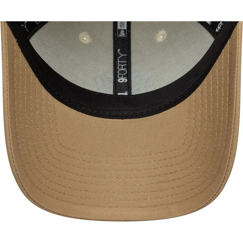 kapa-zaobljena-bez-podesiv-9forty-colour-block-new-york-yankees-mlb-new-era
