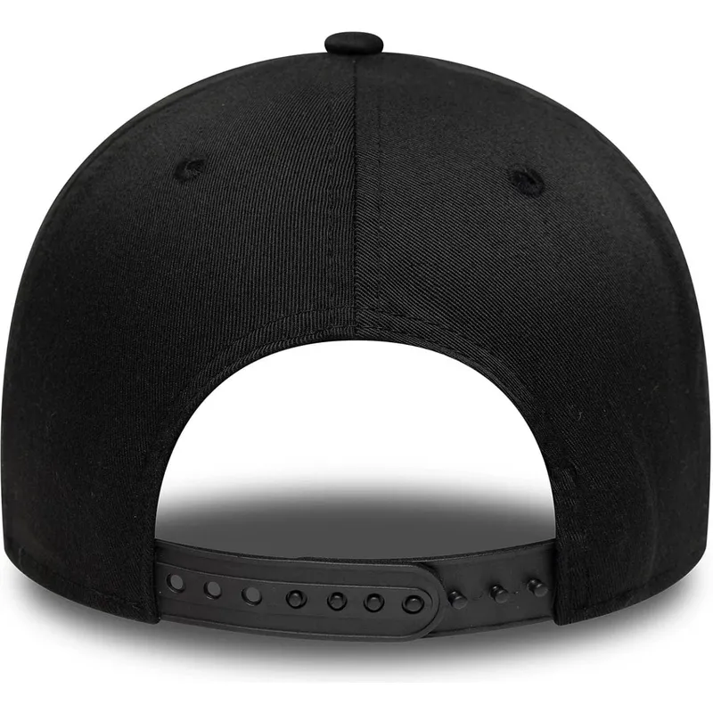 kapa-zaobljena-crna-snapback-9forty-metallic-new-york-yankees-mlb-new-era