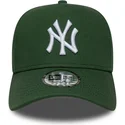 new-era-curved-brim-9forty-e-frame-league-essential-new-york-yankees-mlb-green-snapback-cap