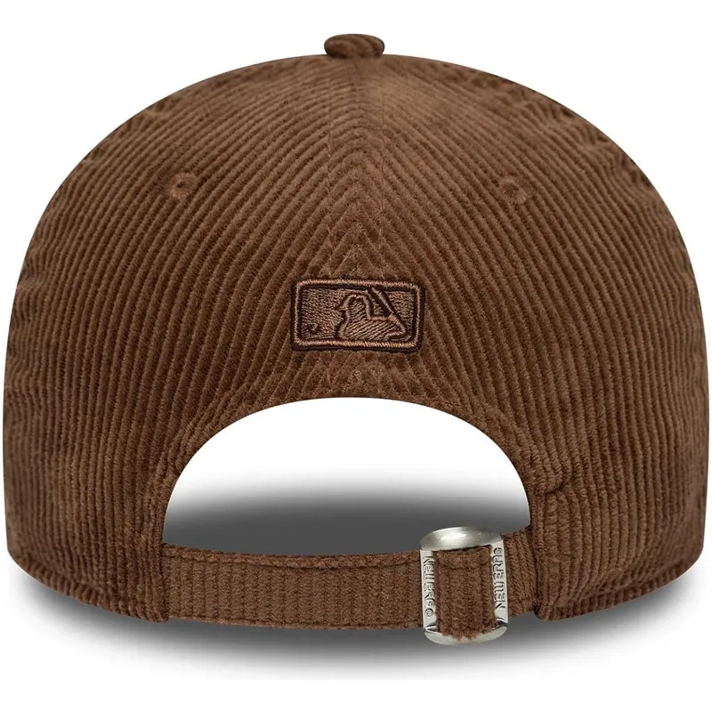 kapa-zaobljena-smeda-podesiv-9forty-m-crown-cord-los-angeles-dodgers-mlb-new-era