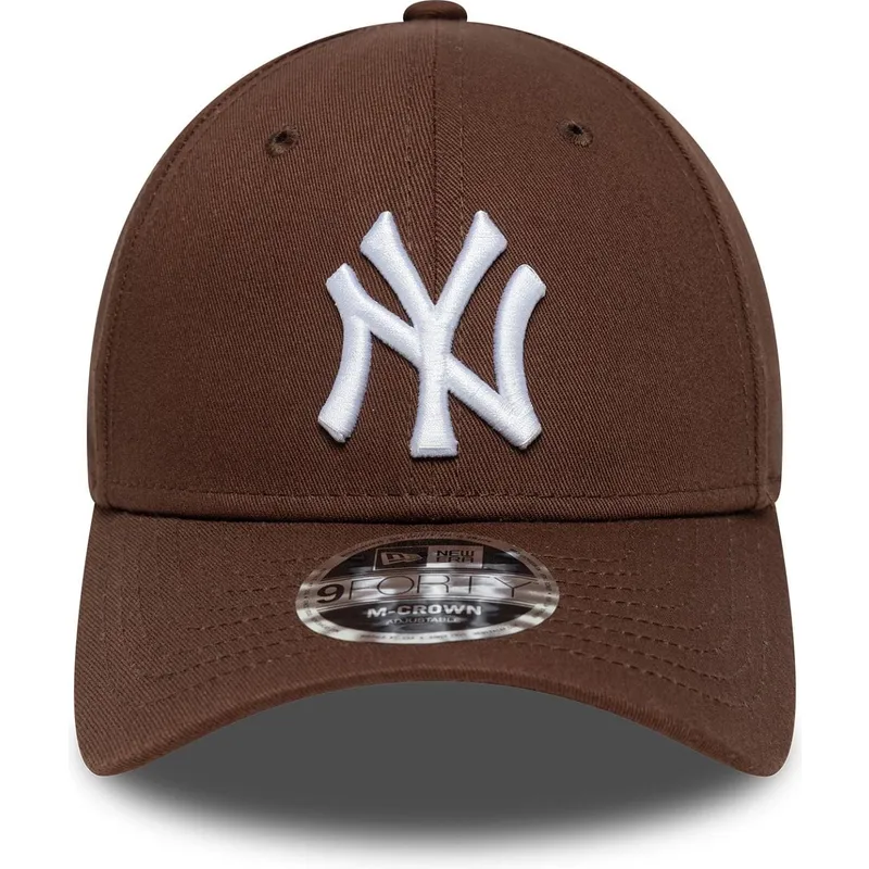 kapa-zaobljena-smeda-snapback-9forty-m-crown-new-york-yankees-mlb-new-era