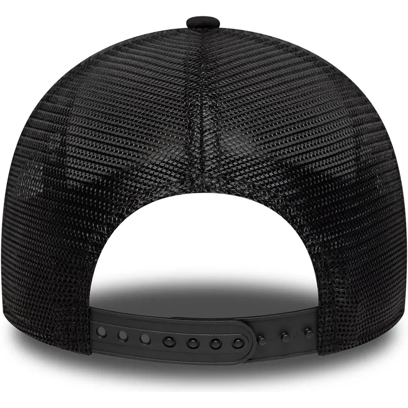 cap-zaobljena-black-snapback-9forty-m-crown-new-era