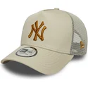 kapa-zaobljena-bez-snapback-a-frame-league-essential-new-york-yankees-mlb-new-era