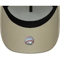 kapa-zaobljena-bez-snapback-a-frame-league-essential-new-york-yankees-mlb-new-era