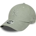 kapa-zaobljena-zelena-podesiv-9forty-m-crown-pastel-cord-new-york-yankees-mlb-new-era