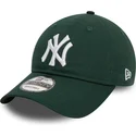 cap-zaobljena-green-adjustable-strap-9twenty-league-essential-new-york-yankees-mlb-new-era