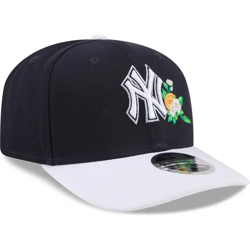 kapa-zaobljena-mornarsko-plava-snapback-9seventy-stretch-snap-flower-new-york-yankees-mlb-new-era